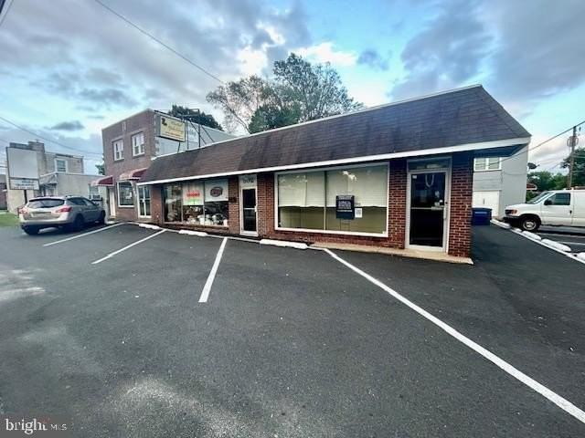 808 Macdade Blvd - Photo 2 of 19