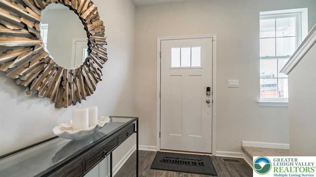 1103 Meadowlark Dr - Photo 2 of 27