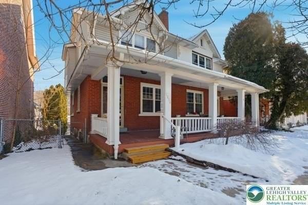 1050 Delaware Ave - Photo 3 of 28