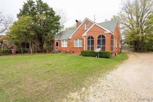 featured image of 1363 Felder Ave