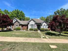 704 Emerald Dr - Photo 1 of 1