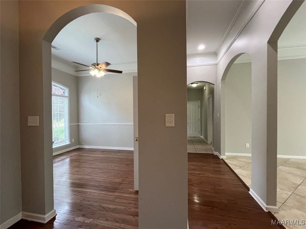 704 Emerald Dr - Photo 6 of 50