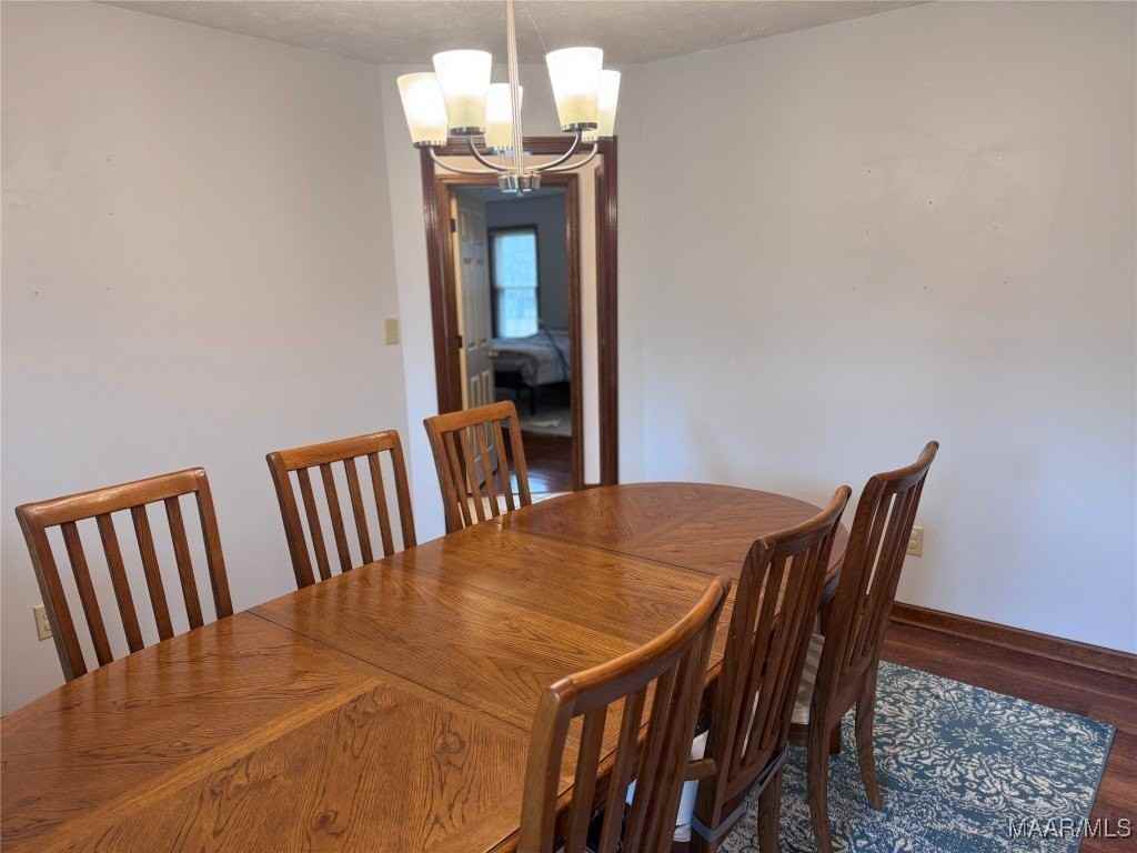 5740 Jane Rd - Photo 5 of 40