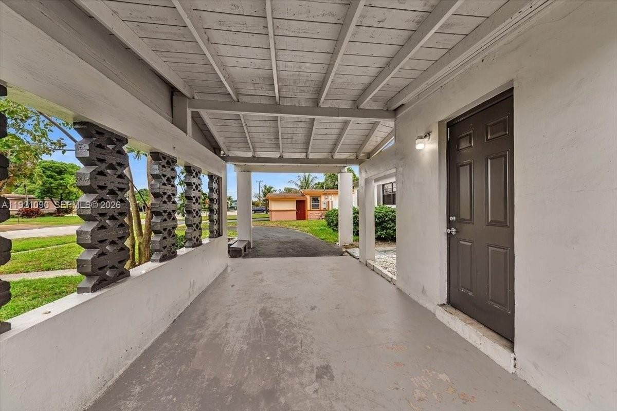 4710 Nw 12th St - Photo 7 of 40