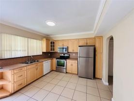 724 Moffett St #F - Photo 1 of 1