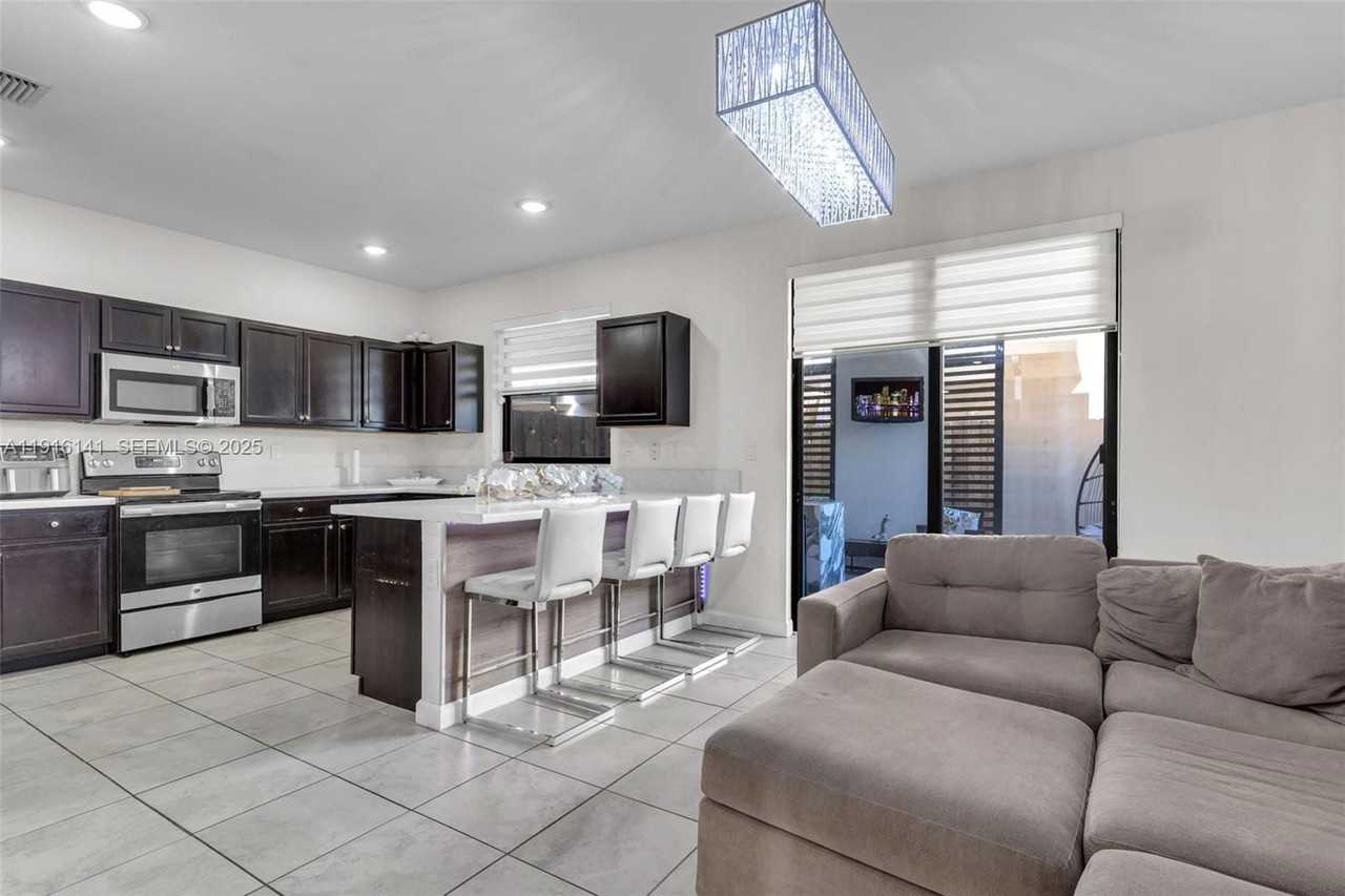 Sw 252nd Ln - Photo 7 of 8