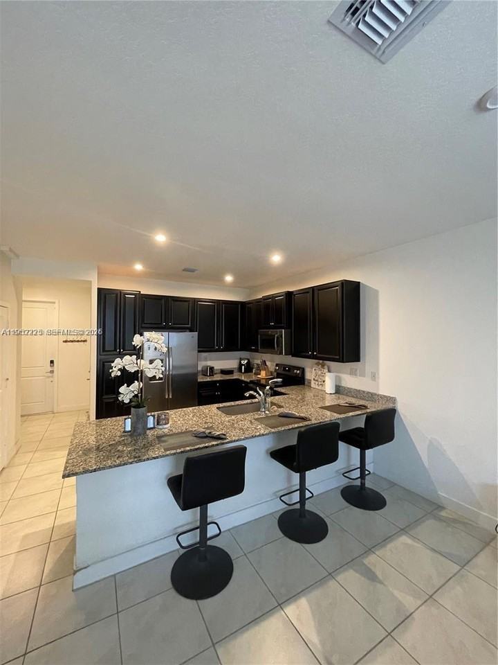 Sw 235th St - Photo 2 of 8