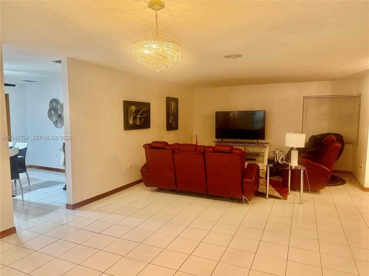 14690 Sw 49th St - Photo 3 of 16