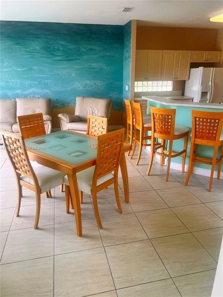 11336 Nw 47th Ln - Photo 5 of 27