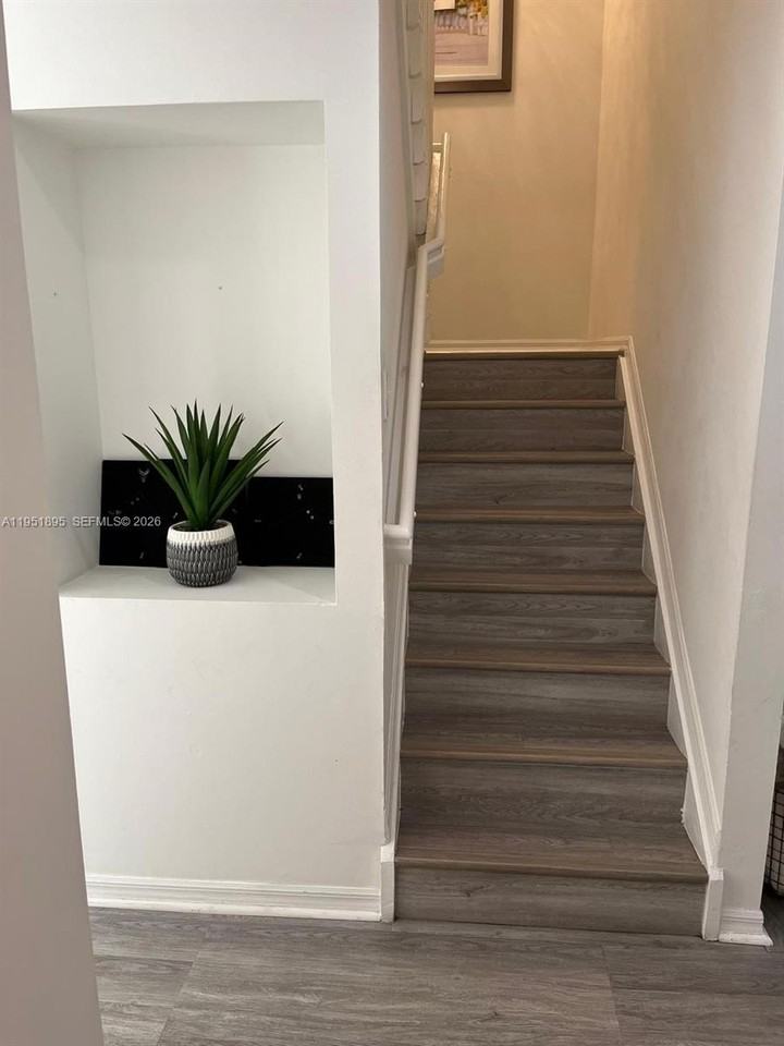 5932 Sw 162nd Ct #5932 - Photo 3 of 22