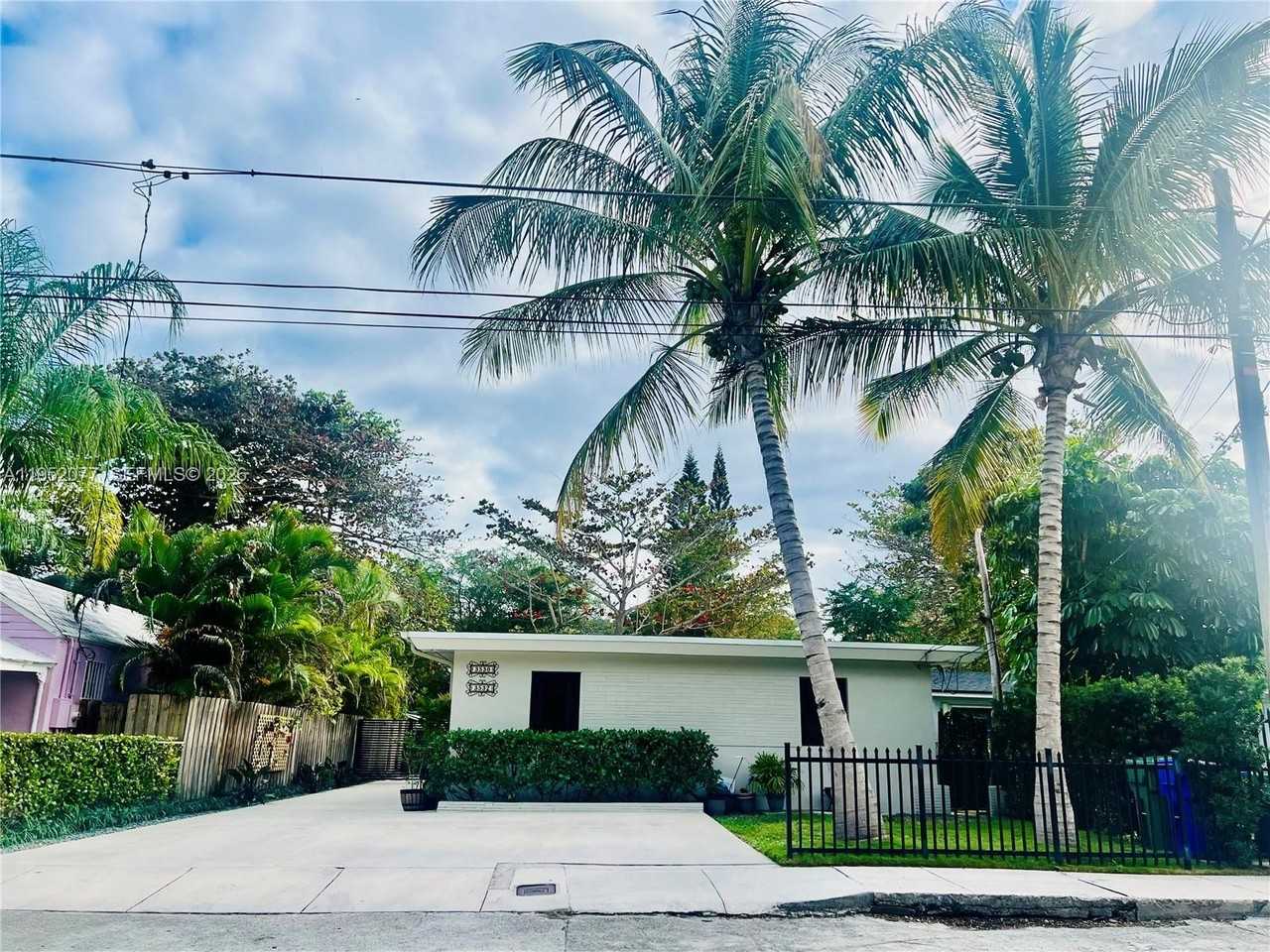 3532 Thomas Ave #3532 - Photo 2 of 24