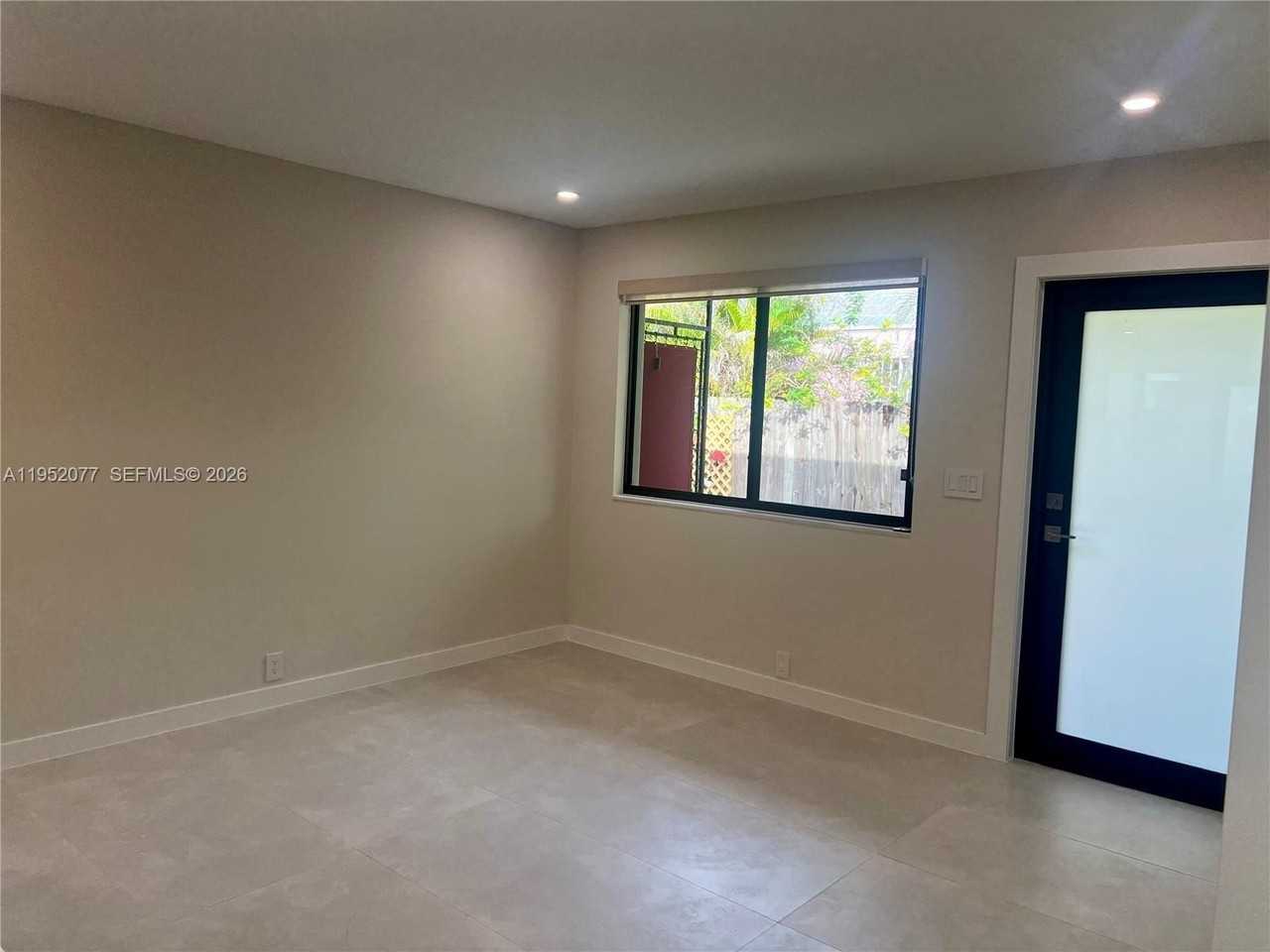 3532 Thomas Ave #3532 - Photo 5 of 24