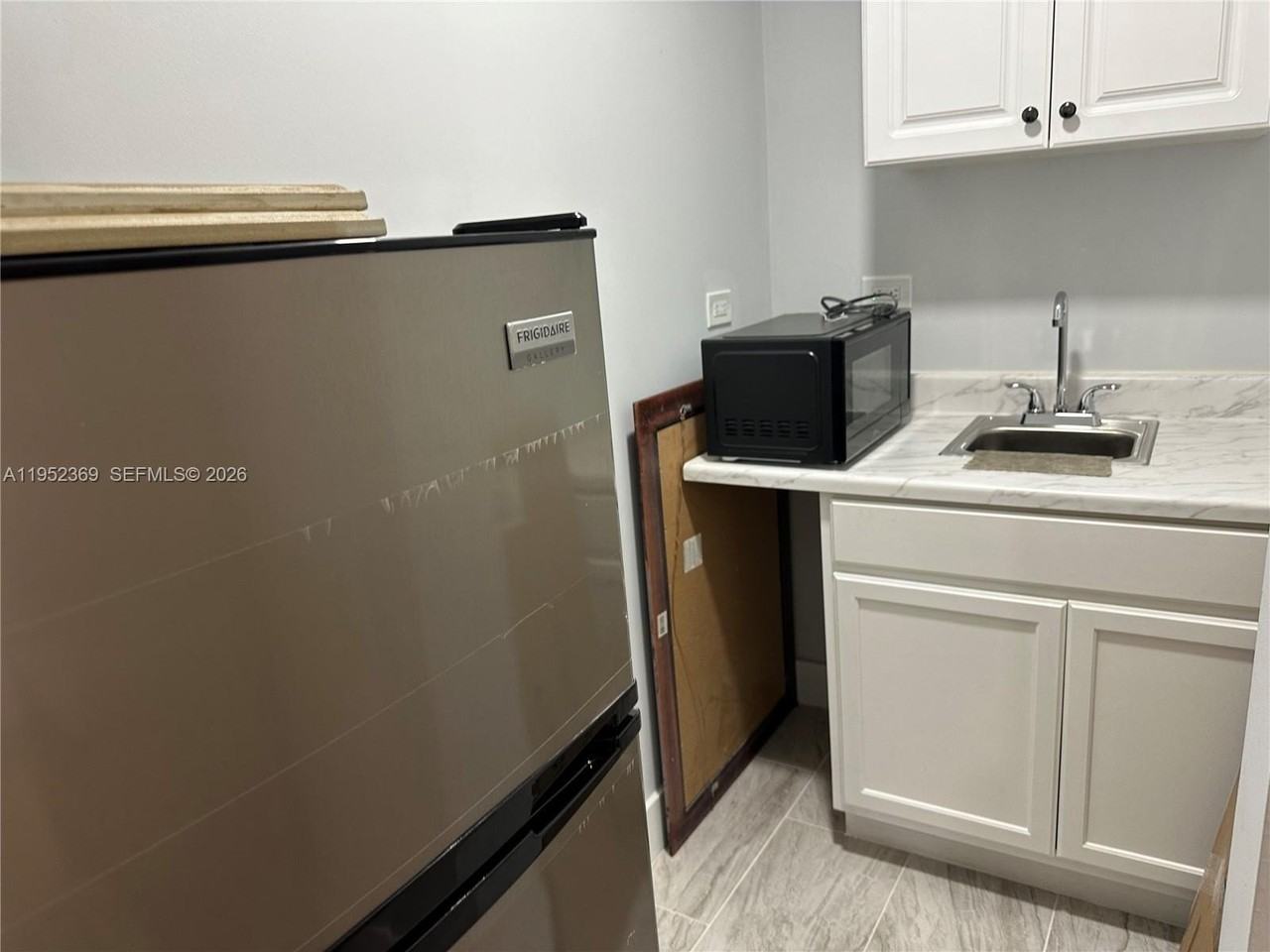 14925 Sw 26th Ter #1 - Photo 5 of 7