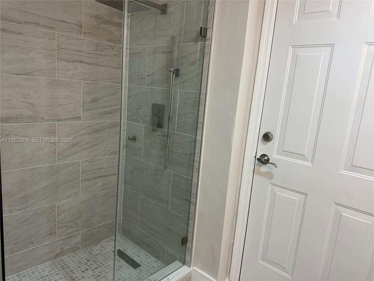 14925 Sw 26th Ter #1 - Photo 6 of 7