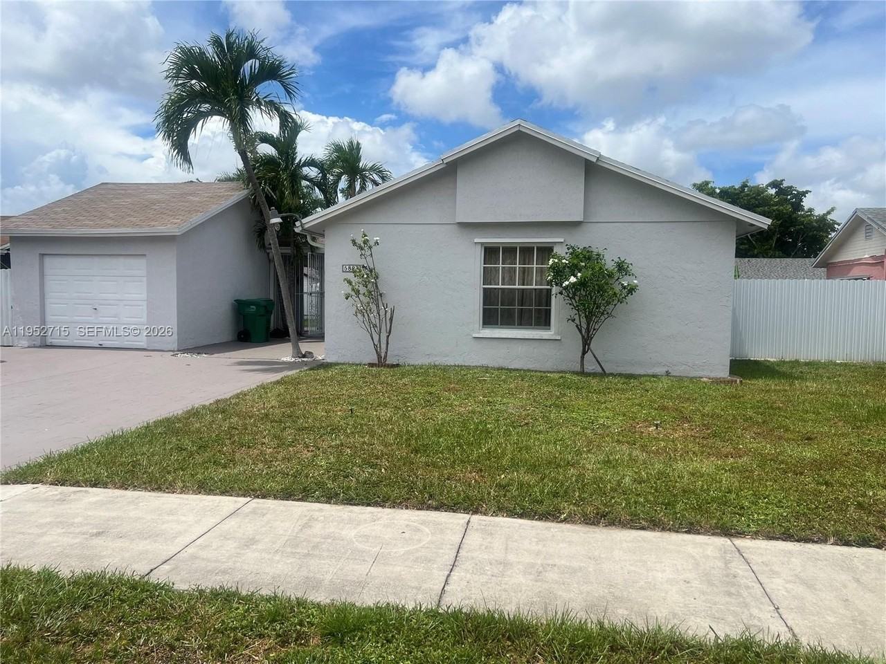 5827 Nw 197th Ter - Photo 2 of 30