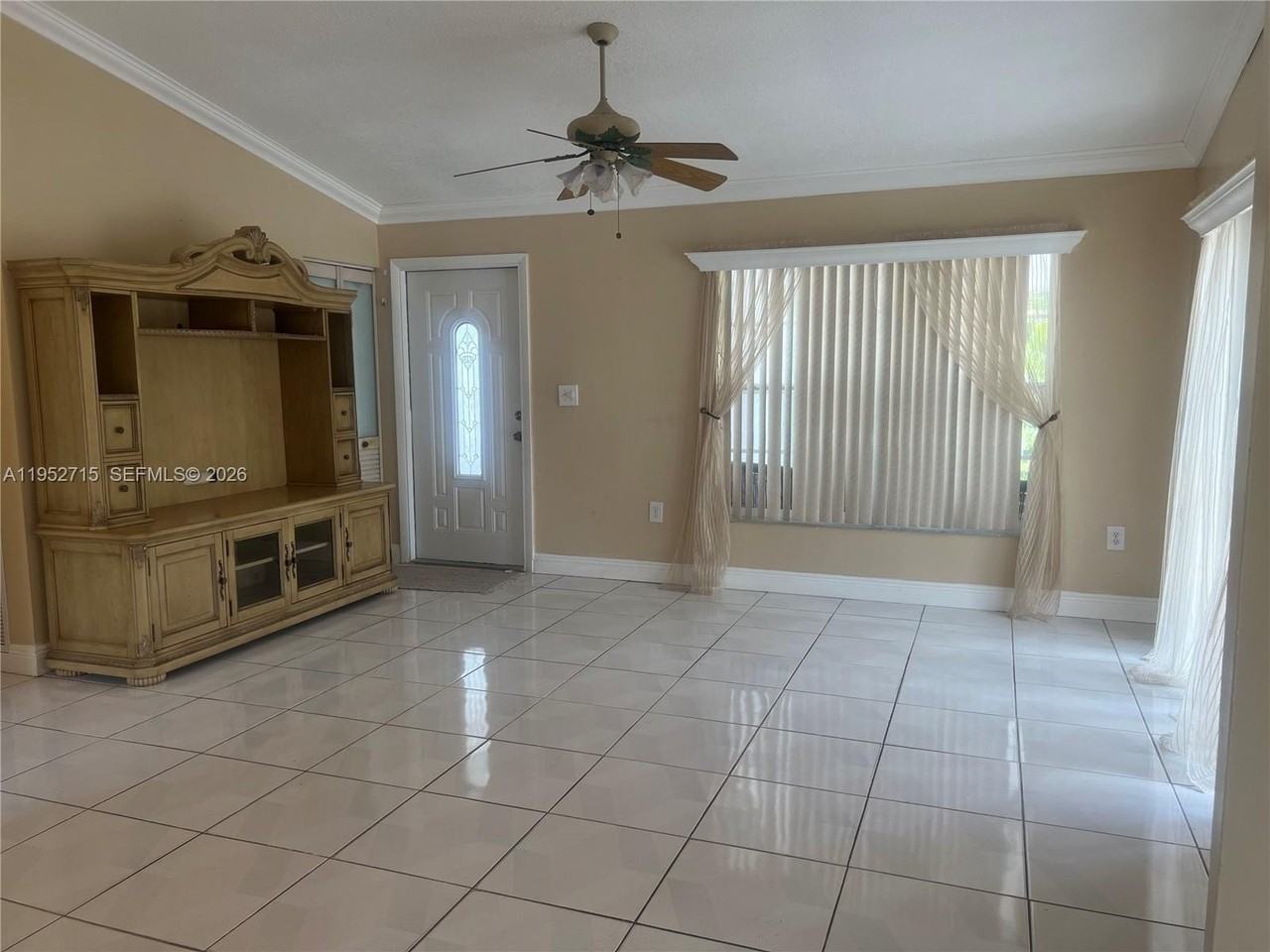 5827 Nw 197th Ter - Photo 6 of 30