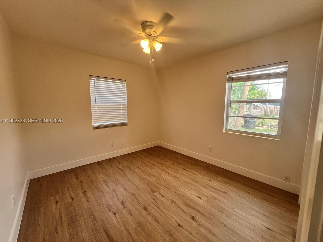 522 N J St #522 - Photo 6 of 6