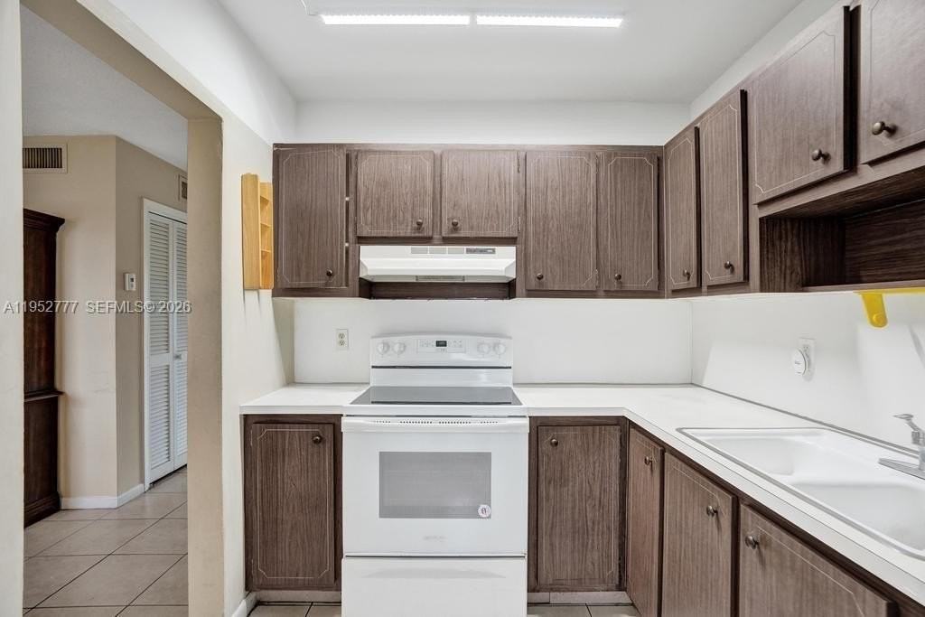 4731 Nw 10th Ct #314 - Photo 7 of 24