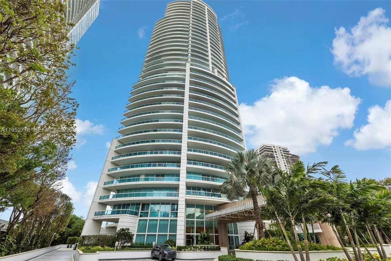 2127 Brickell Ave #1504 - Photo 2 of 44