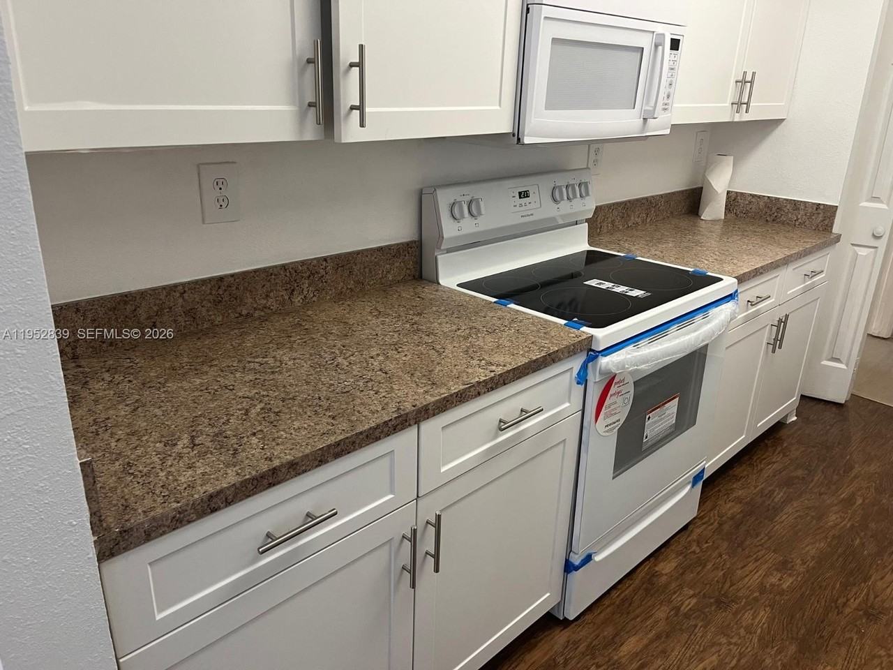 11601 Sw 2nd St #21108 - Photo 2 of 32