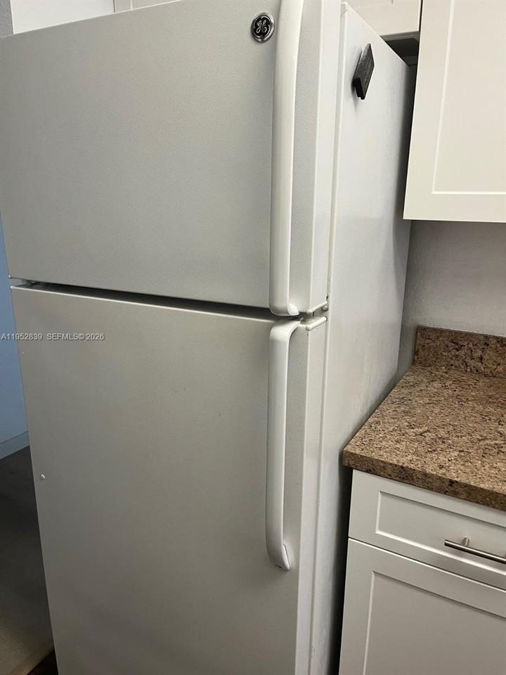 11601 Sw 2nd St #21108 - Photo 4 of 32