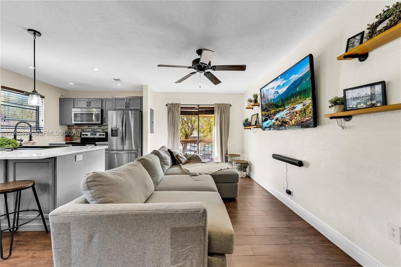 6236 Sw 136th Ct #B208 - Photo 5 of 26