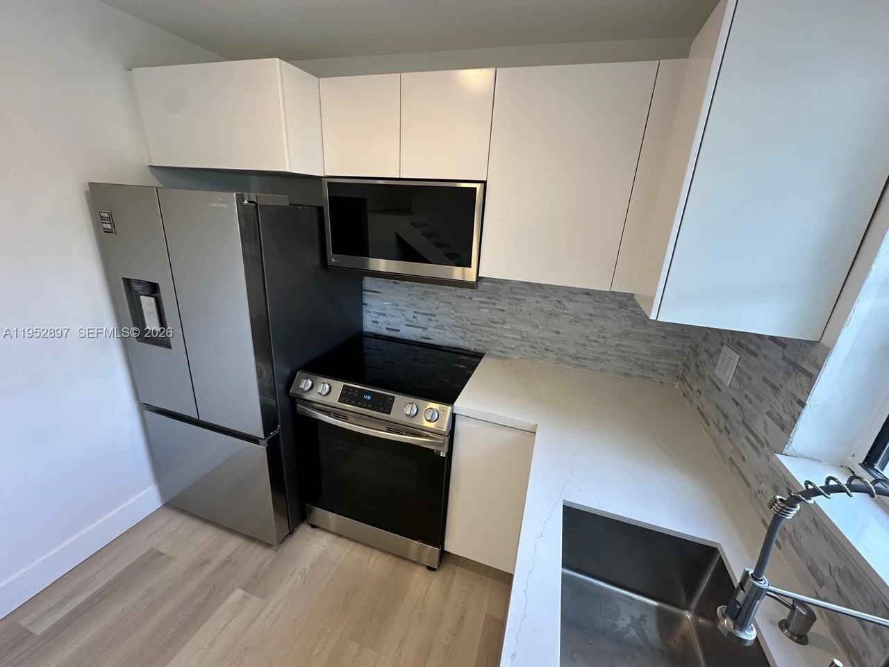 9734 Nw 5th Ter #9734 - Photo 6 of 19