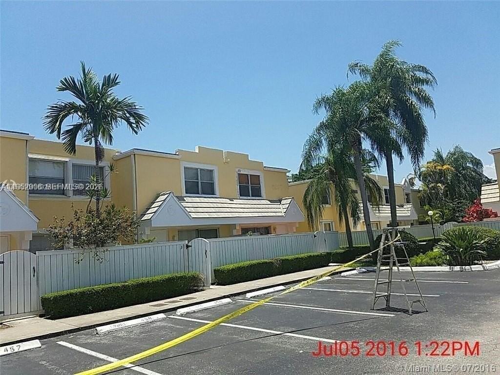 6840 Sw 45th Ln #4 - Photo 2 of 15