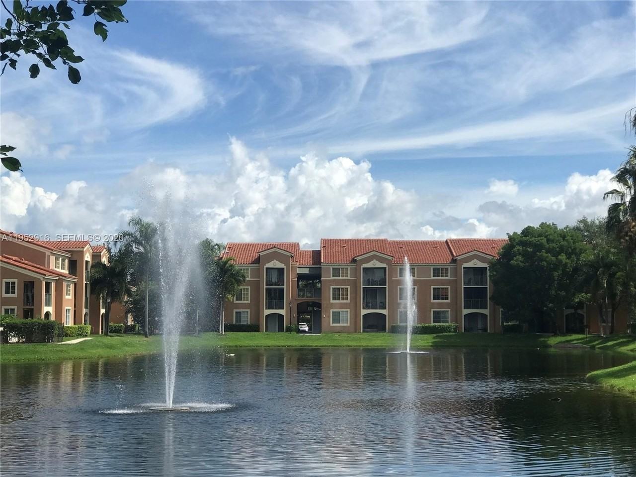 4840 N State Road 7 #6202