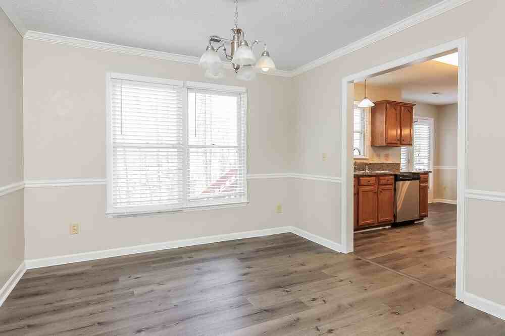 3505 Singleleaf Ln - Photo 7 of 17