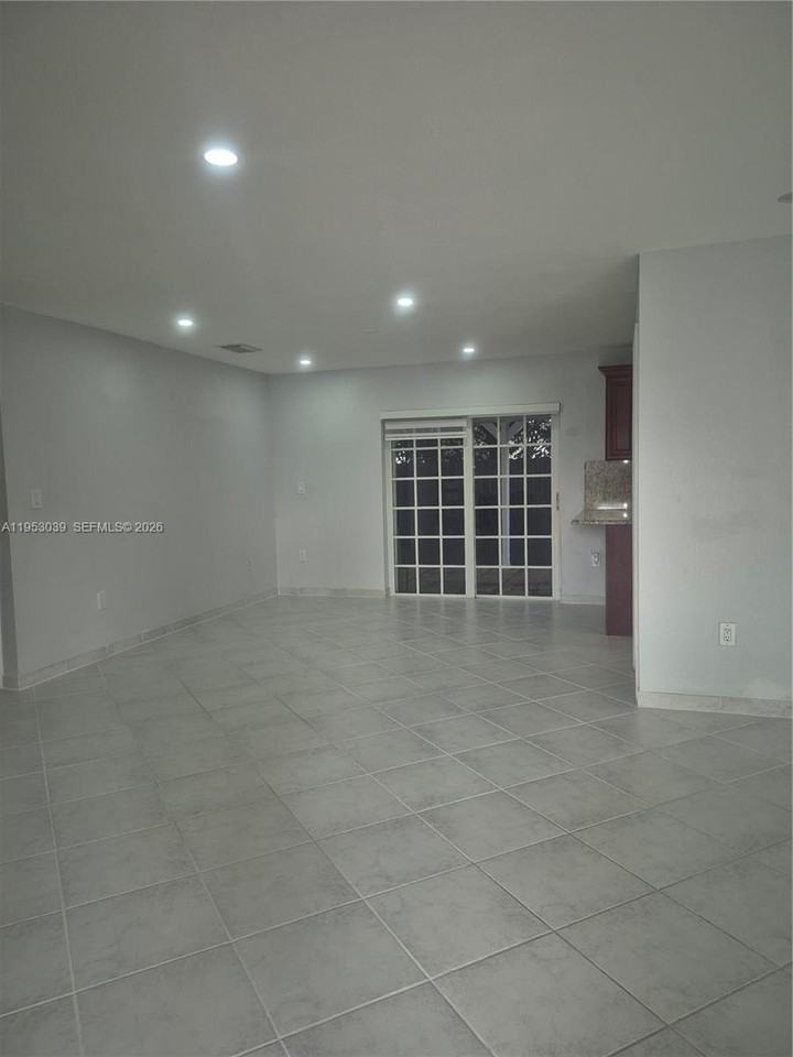 13301 Sw 25th Ter - Photo 5 of 24