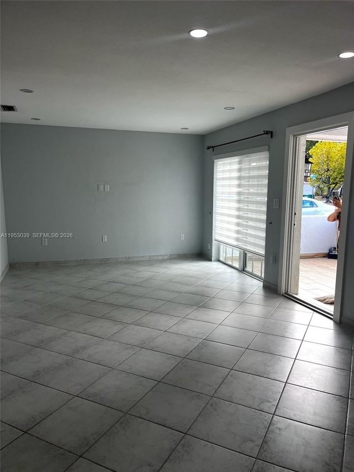 13301 Sw 25th Ter - Photo 7 of 24