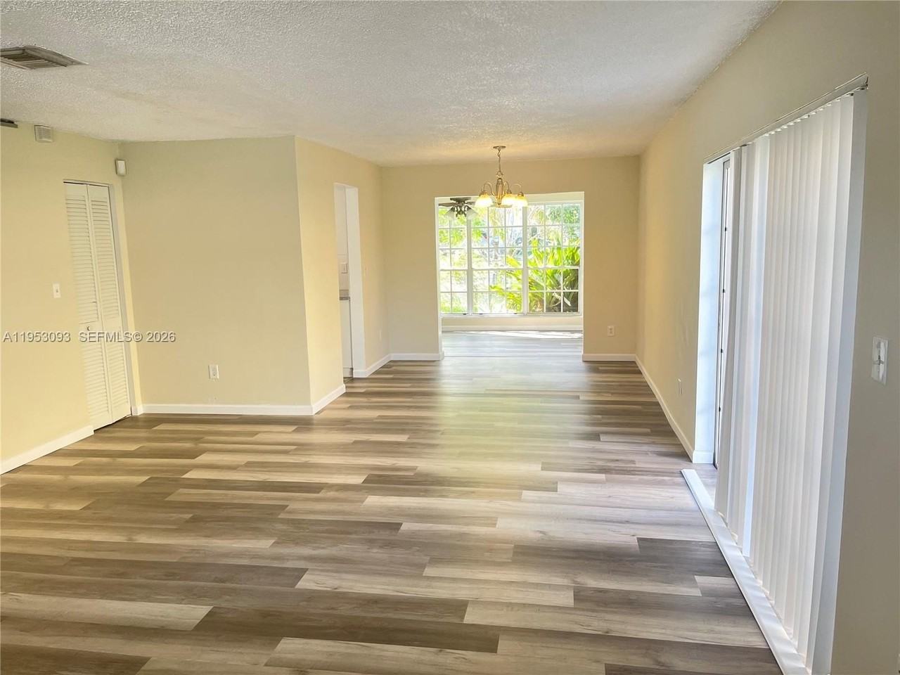 9503 Sw 88th Ter #9503 - Photo 2 of 13