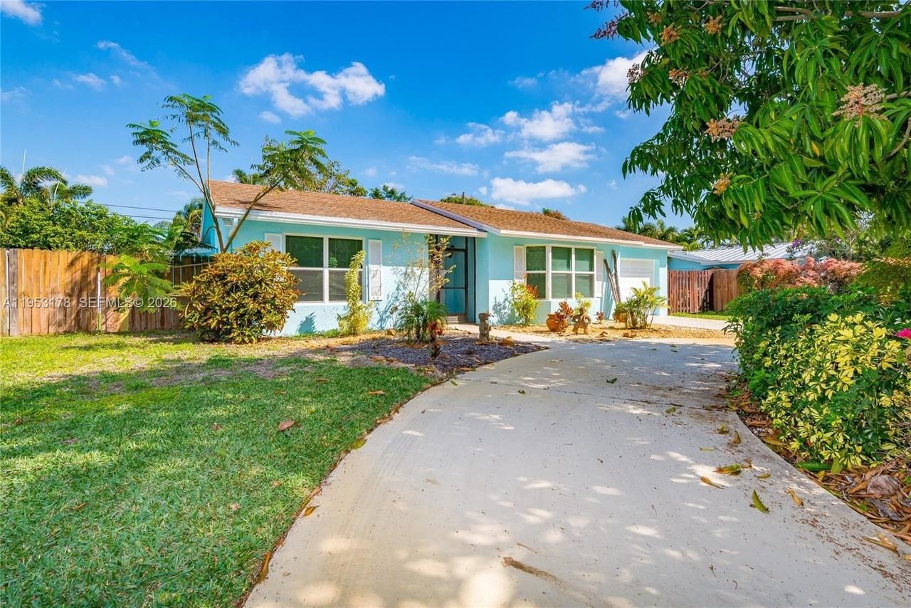 505 Heron Dr #505 - Photo 2 of 38