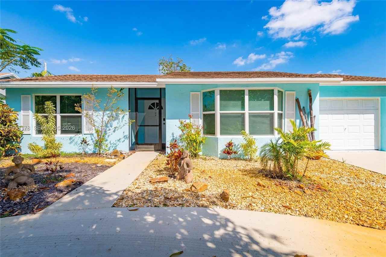 505 Heron Dr #505 - Photo 5 of 38