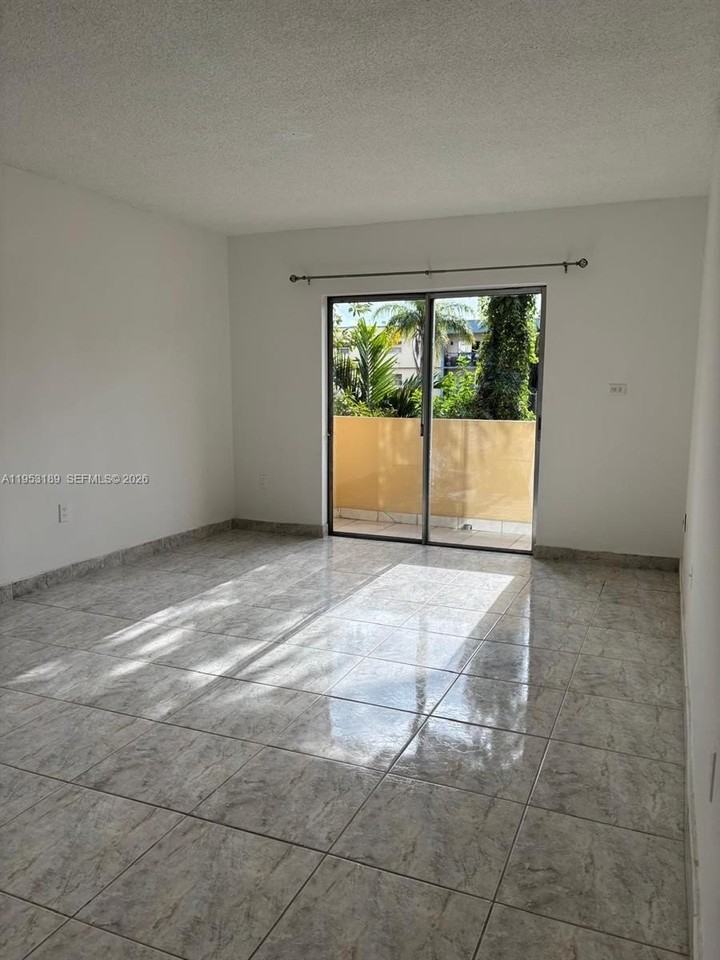 4265 Nw South Tamiami Canal Dr #1-213 - Photo 7 of 11