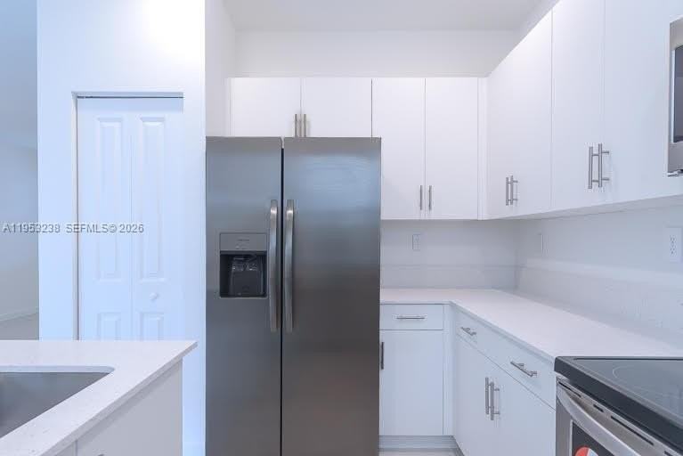 2683 Se 11th St - Photo 6 of 26