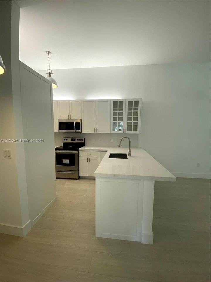 4700 Nw 102nd Ave #204-23 - Photo 2 of 30