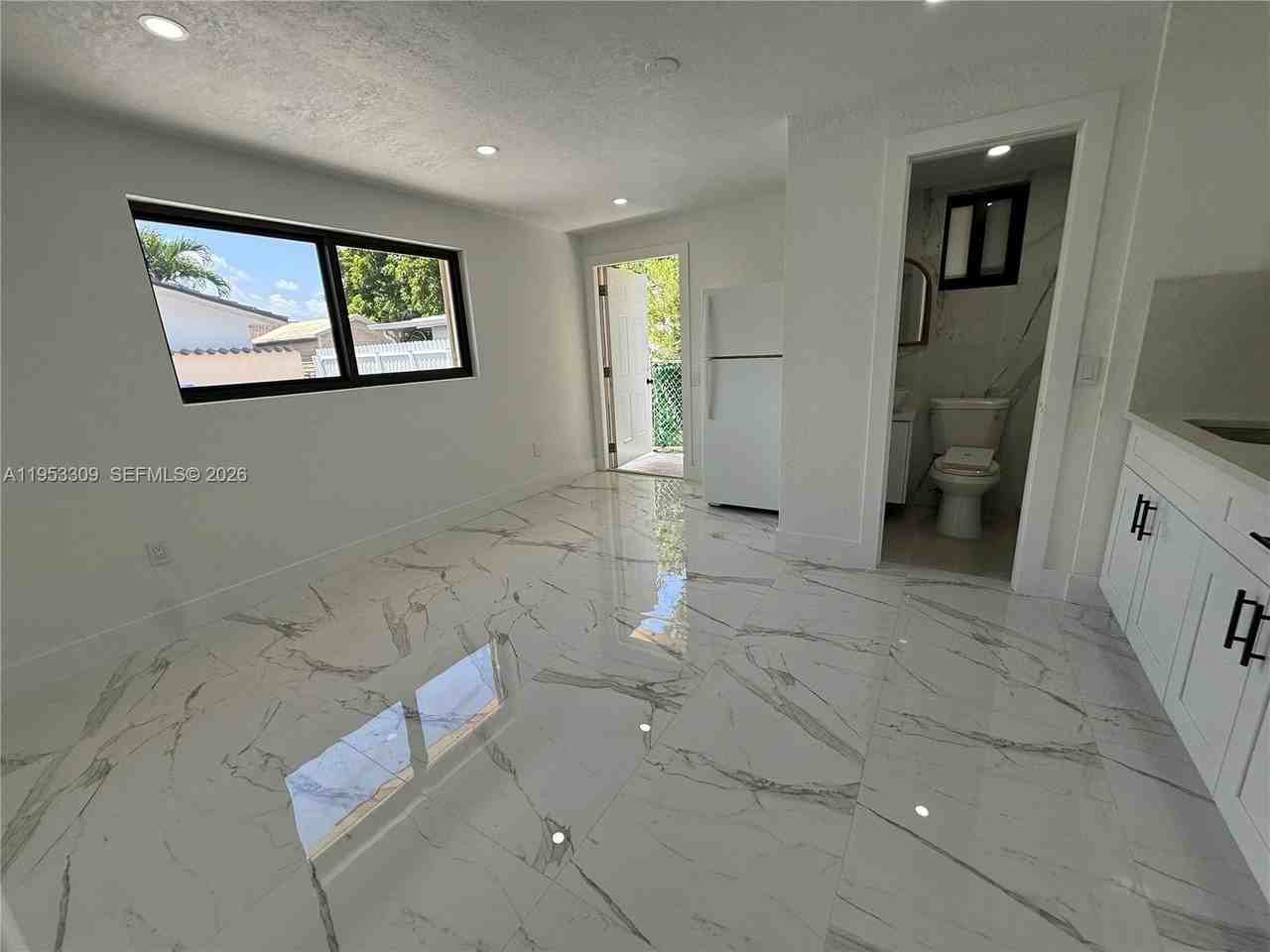 9824 Sw 26th Ter #2 - Photo 5 of 18