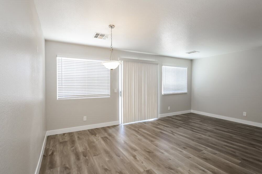 2739 Wild Cactus Ct - Photo 5 of 17