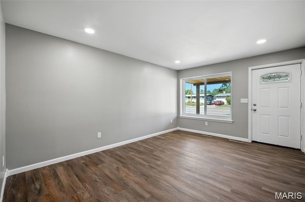 2320 Patterson Rd - Photo 2 of 15