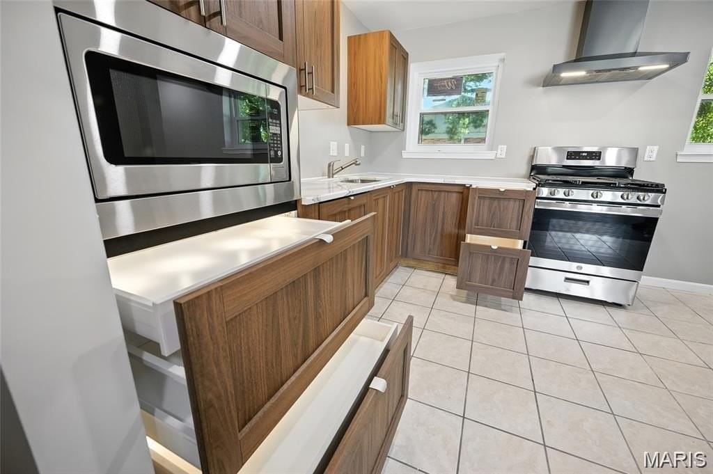 2320 Patterson Rd - Photo 4 of 15