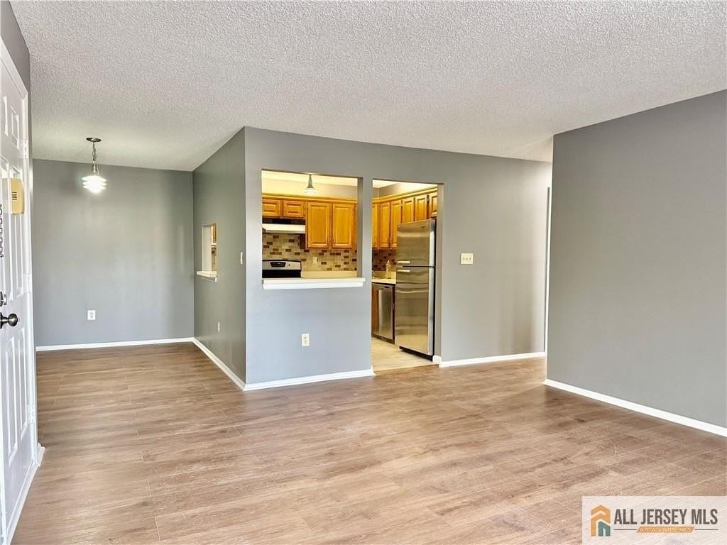 31 Voscek Ct - Photo 4 of 19