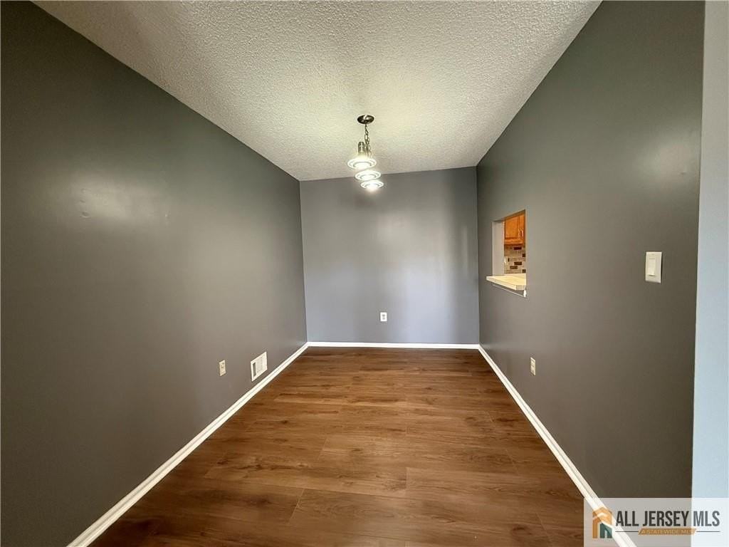 31 Voscek Ct - Photo 5 of 19