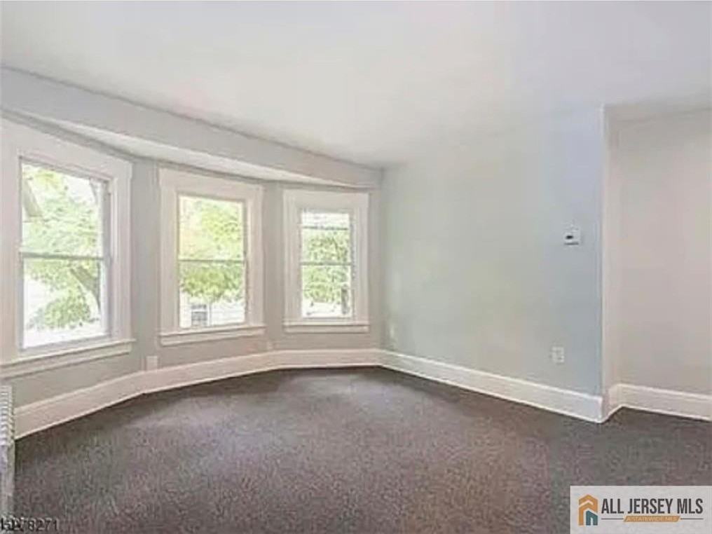 737 Kensington Ave #39 - Photo 2 of 8