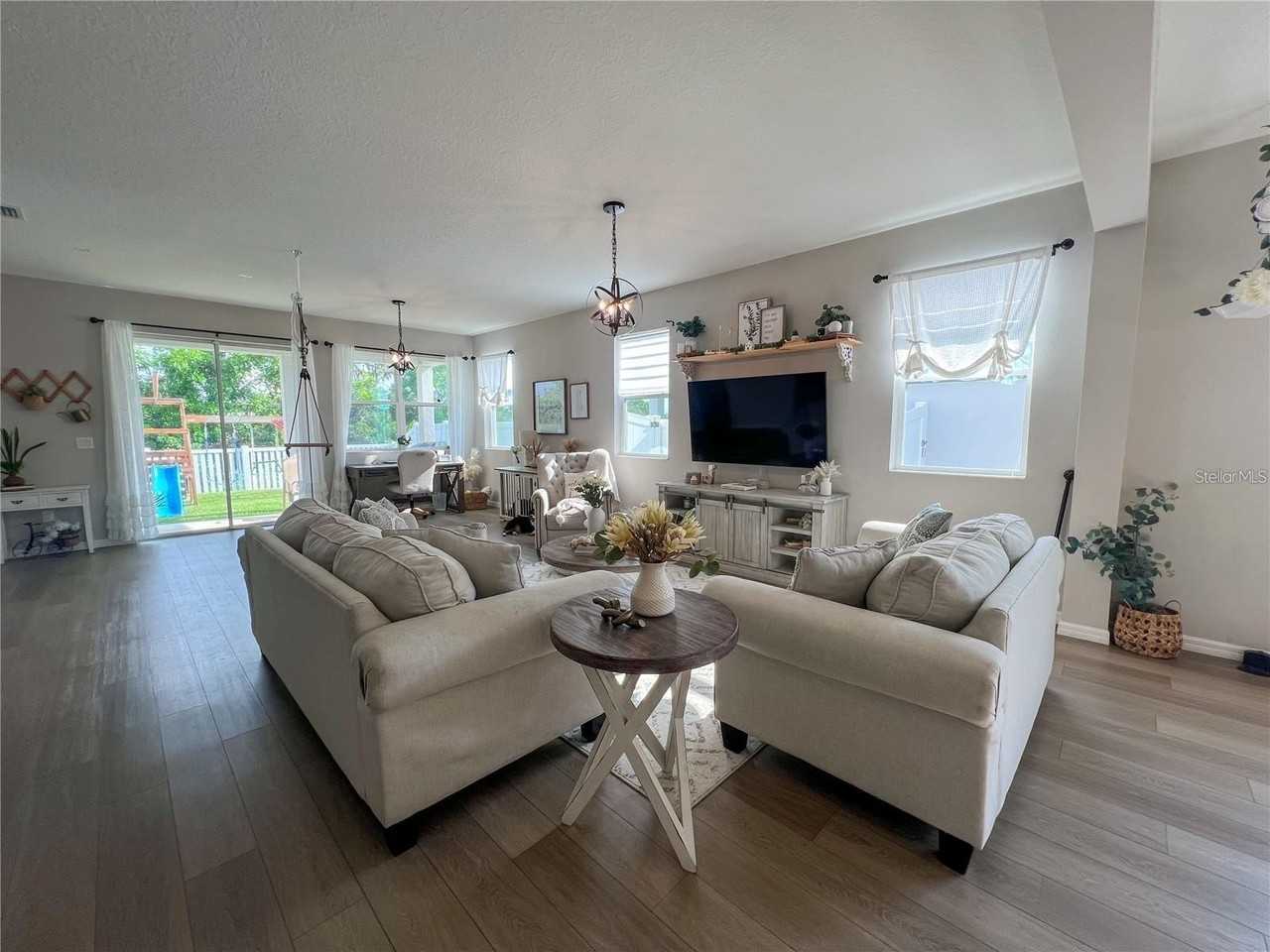 3567 74th Avenue Cir E - Photo 4 of 19