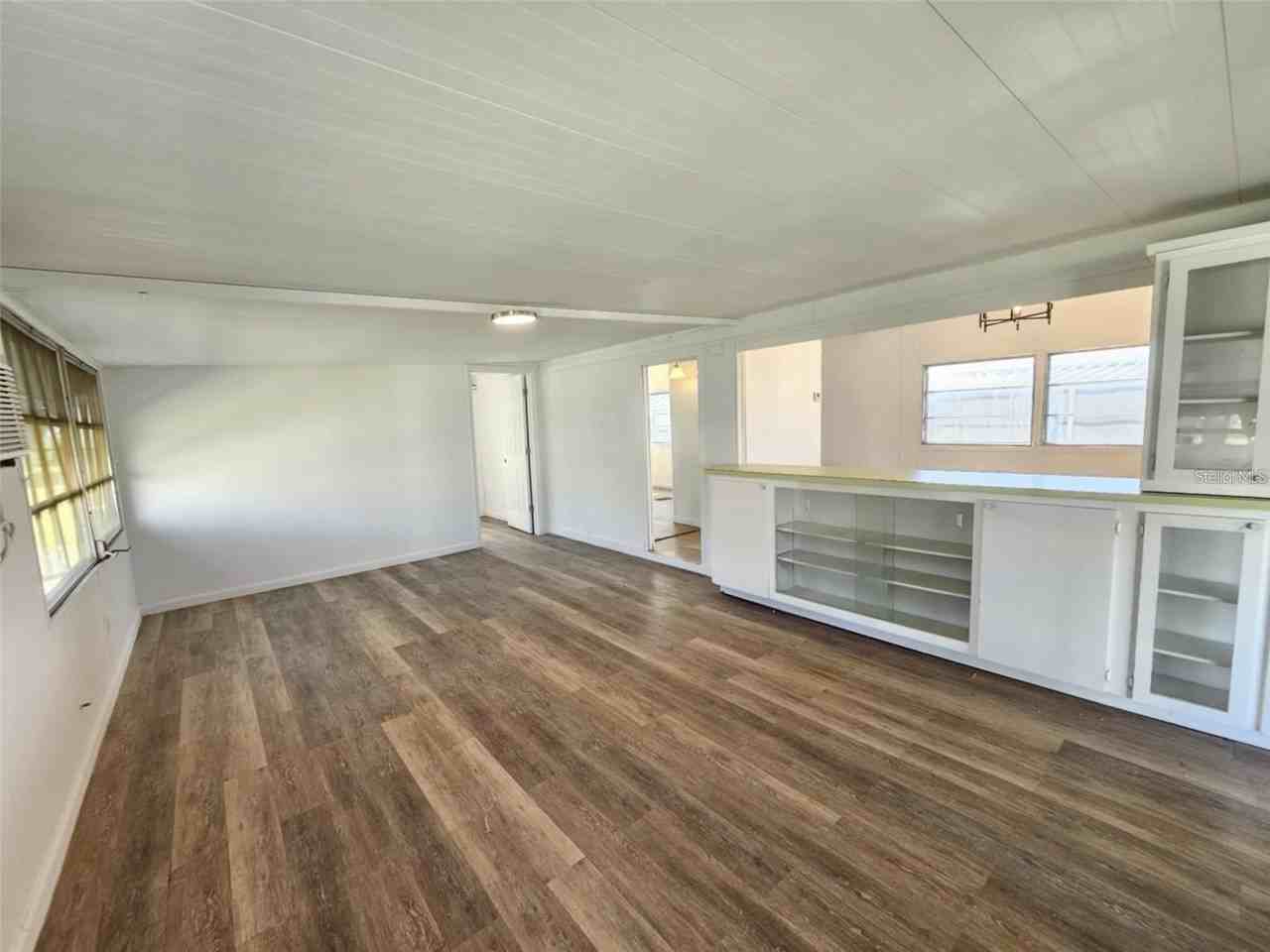 321 3rd Street Dr W - Photo 5 of 17