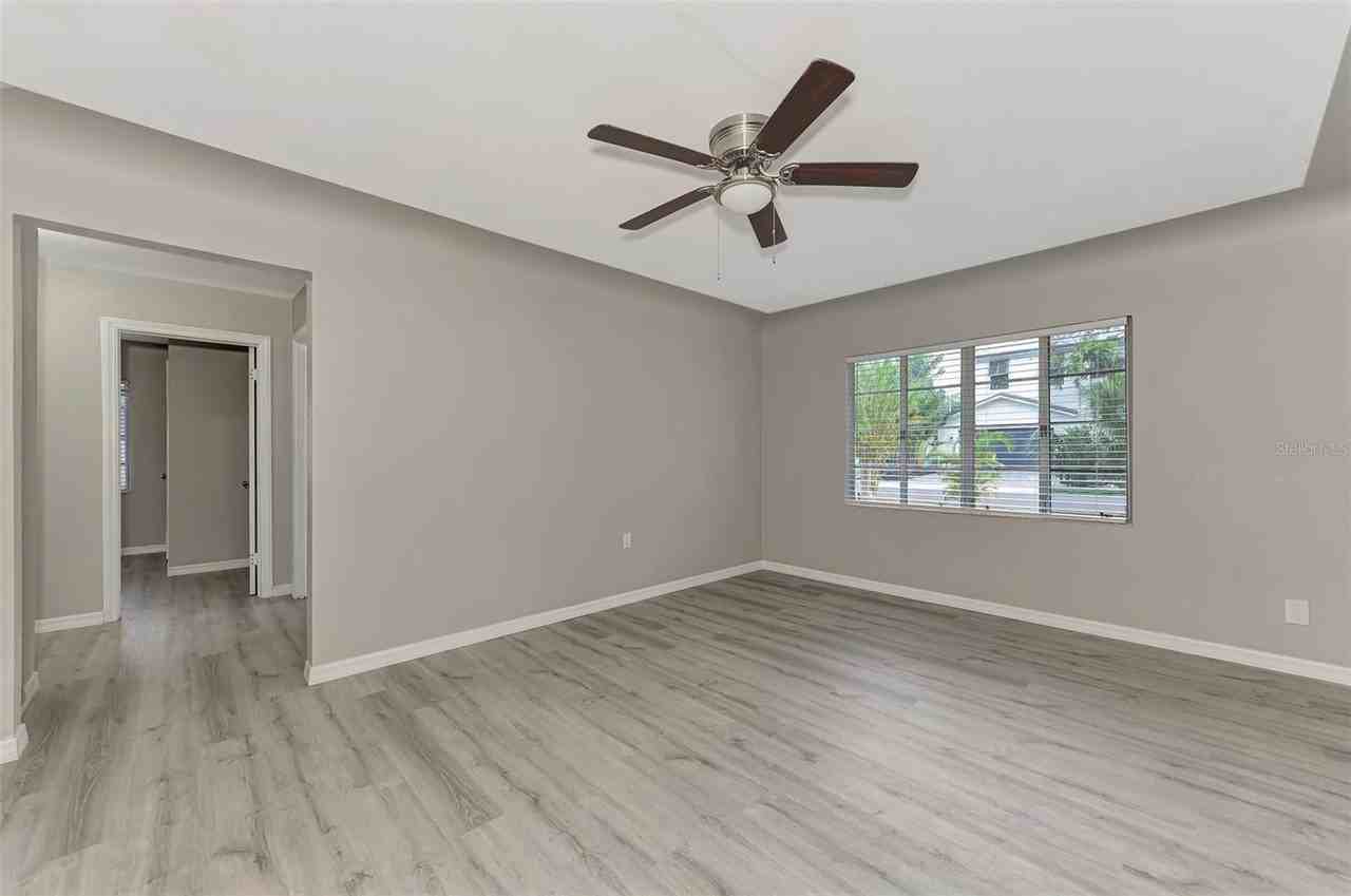 1891 Prospect St - Photo 7 of 35