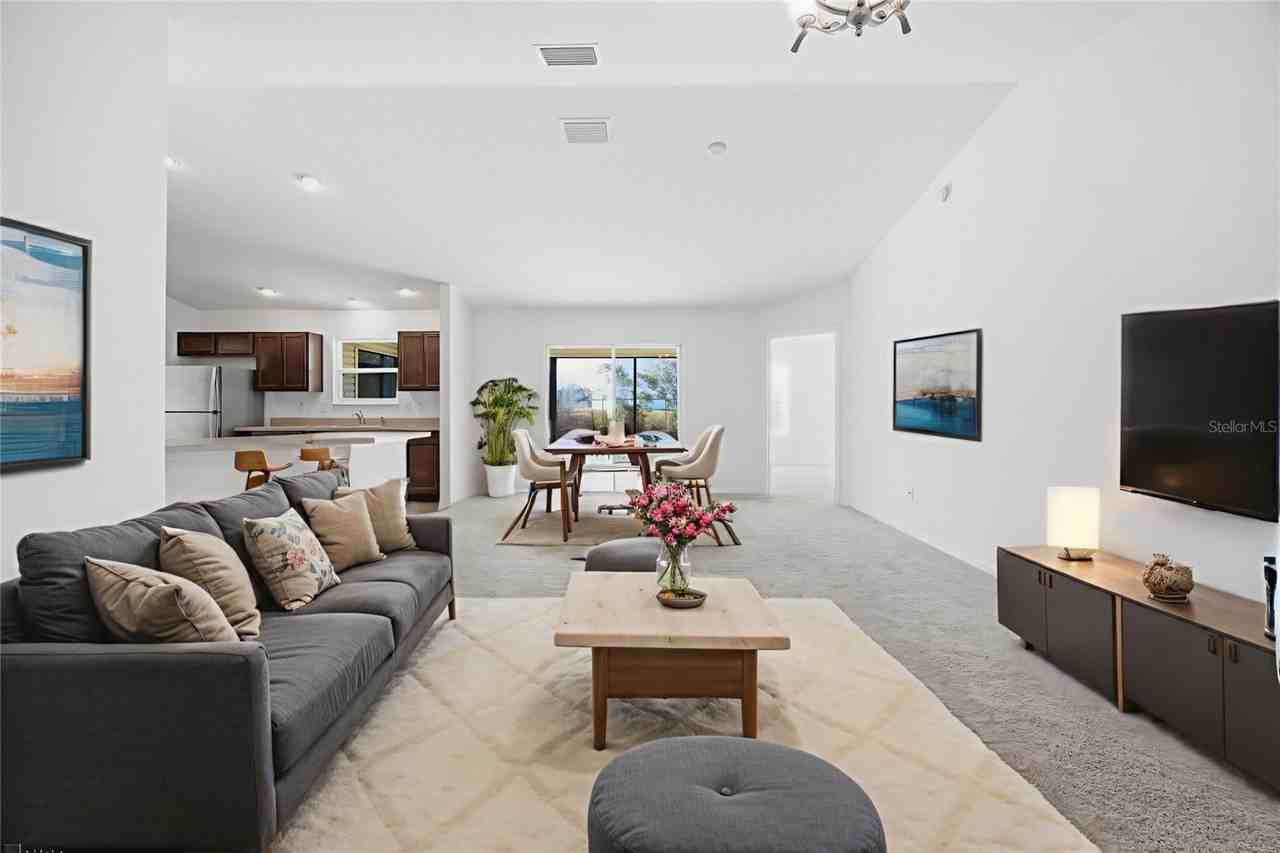 11190 Hess Way - Photo 3 of 42