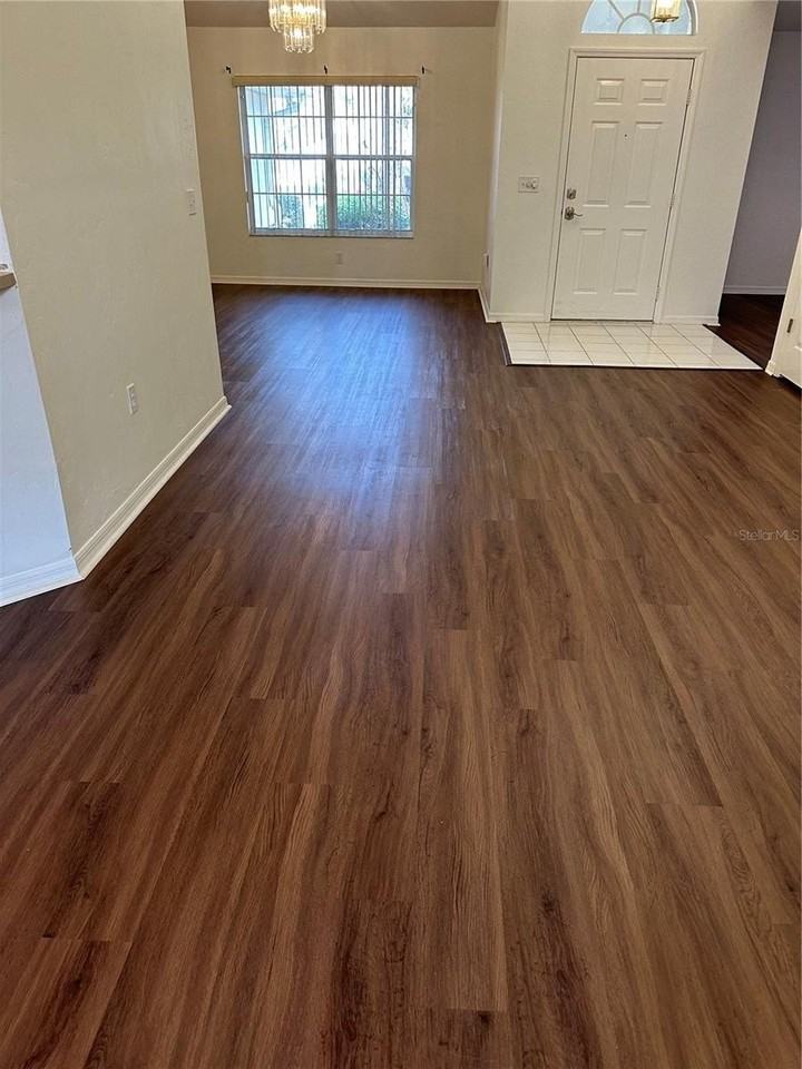 1435 Nw 100th Ter - Photo 2 of 12
